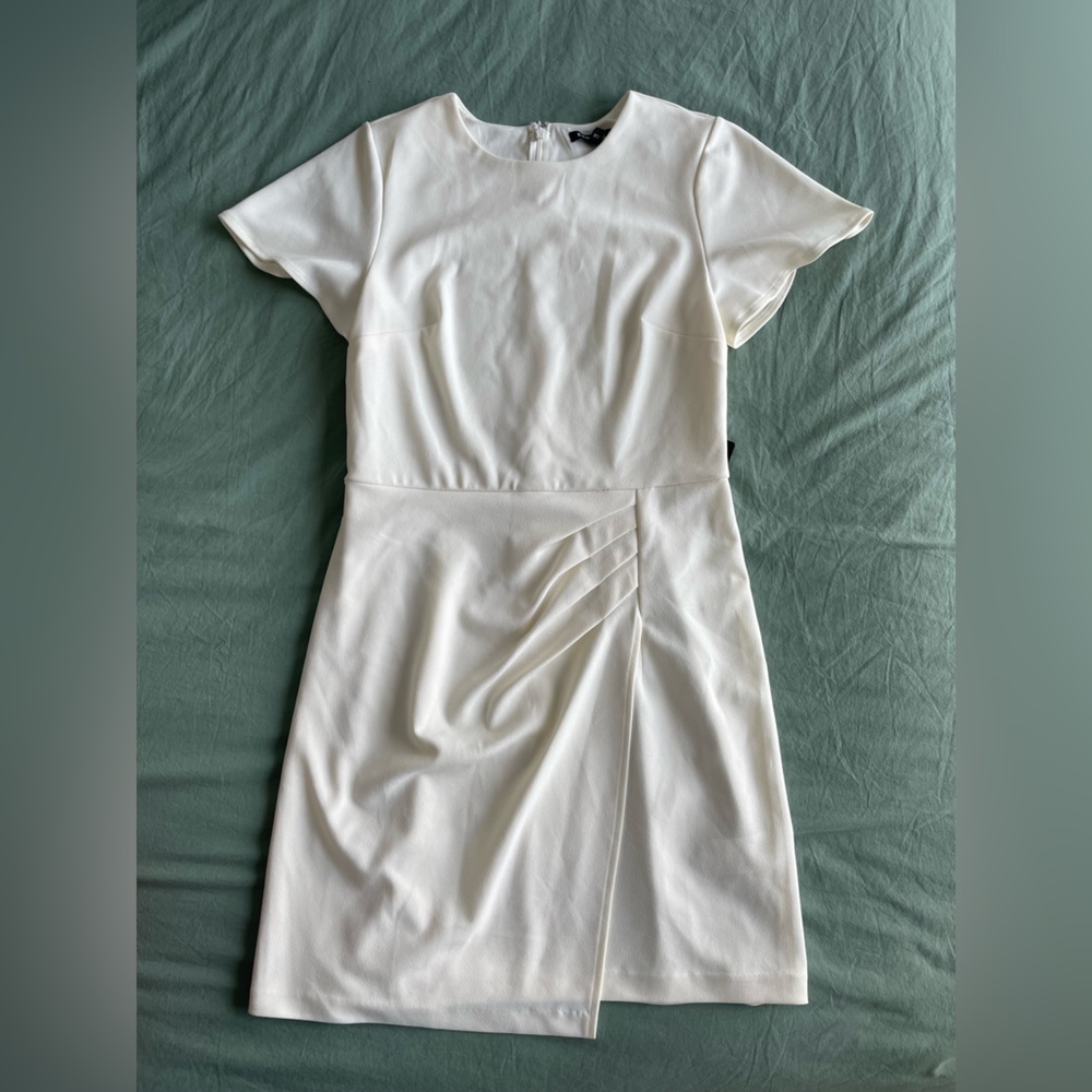 White/cream midi MEDIUM dress for dinner/events/and conferences; Express, NEW